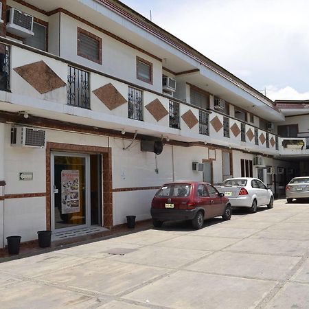 Hotel Real Azteca Chetumal Bagian luar foto