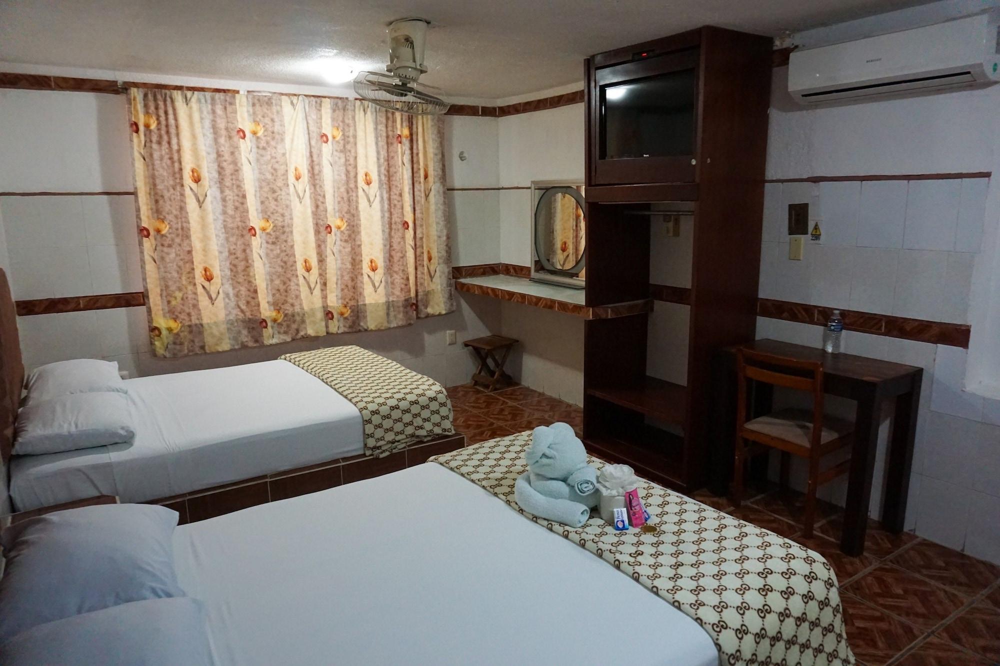 Hotel Real Azteca Chetumal Bagian luar foto