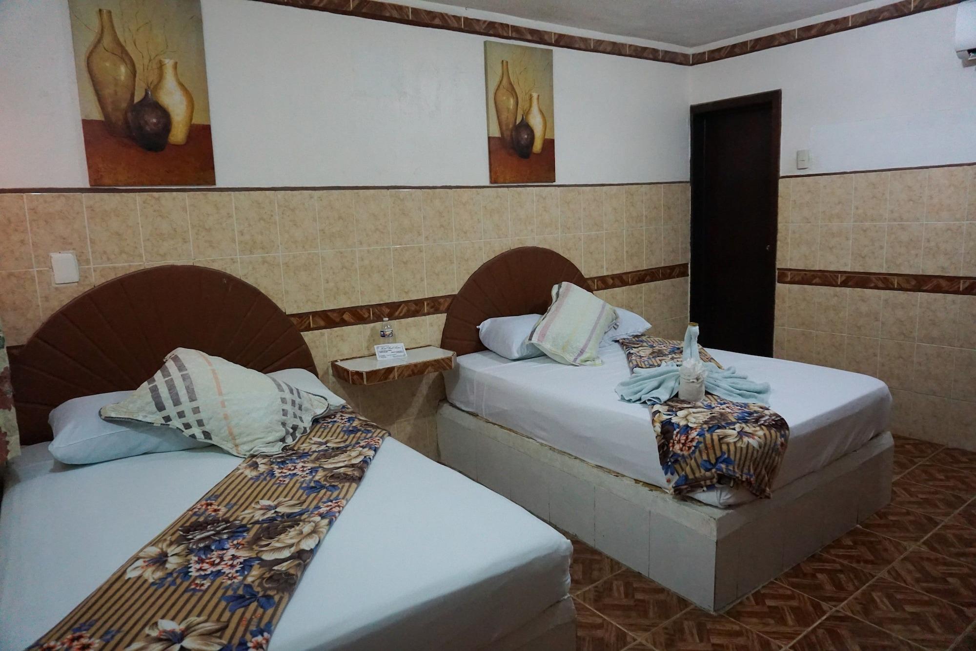 Hotel Real Azteca Chetumal Bagian luar foto