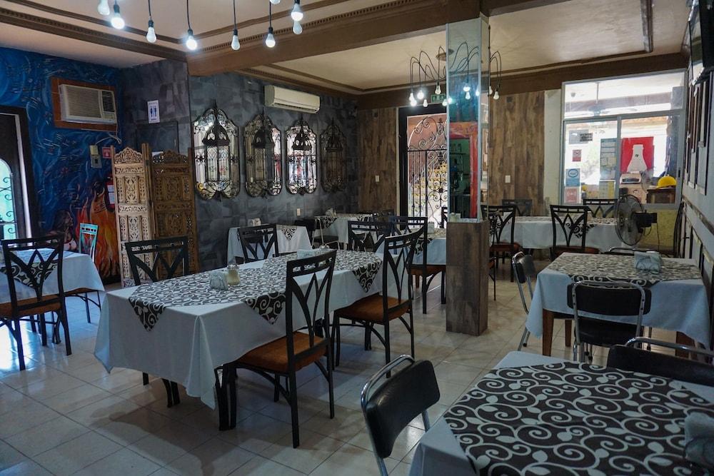 Hotel Real Azteca Chetumal Bagian luar foto