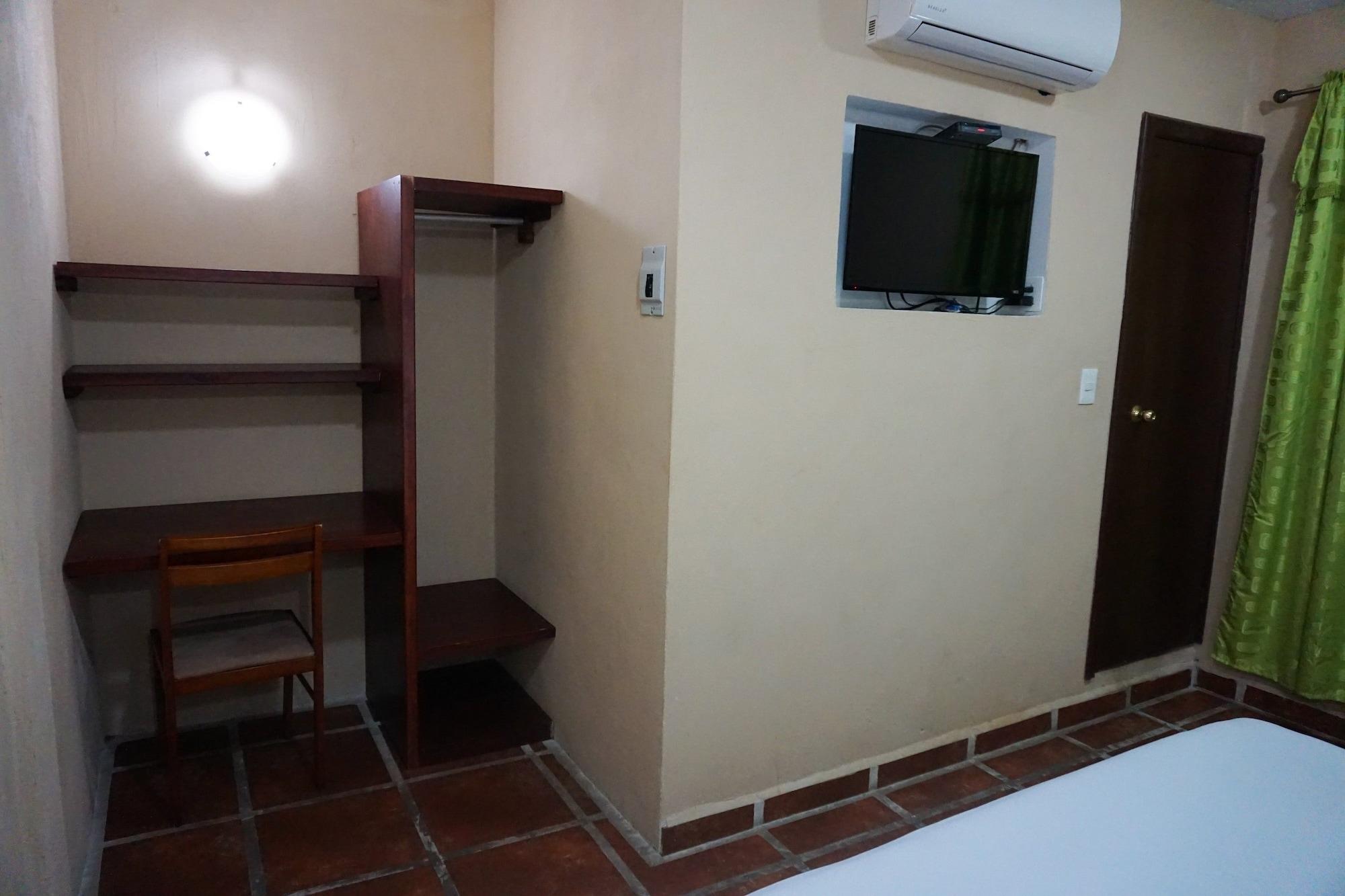 Hotel Real Azteca Chetumal Bagian luar foto