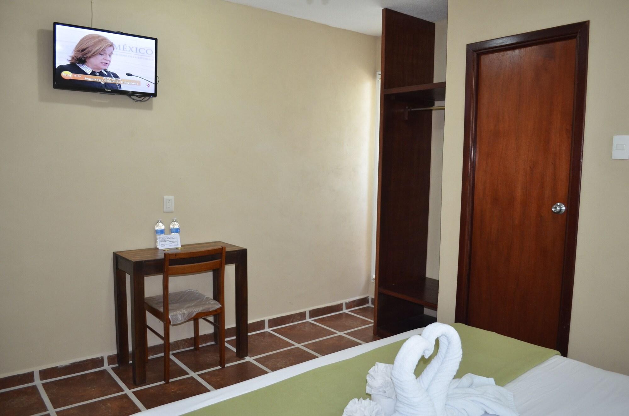 Hotel Real Azteca Chetumal Bagian luar foto
